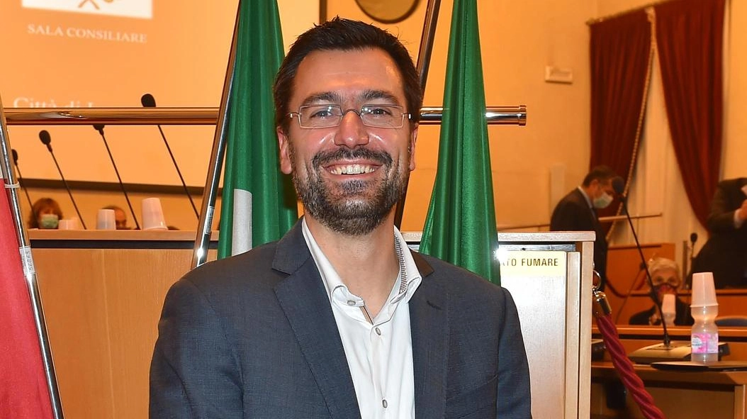 Il sindaco di Legnano, Lorenzo Radice