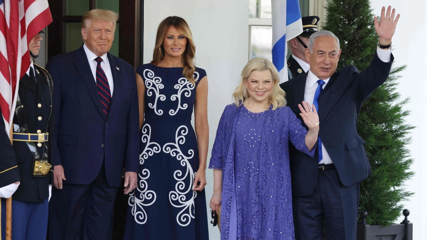 Trump con la moglie Melania, Benjamin Netanyahu e la consorte