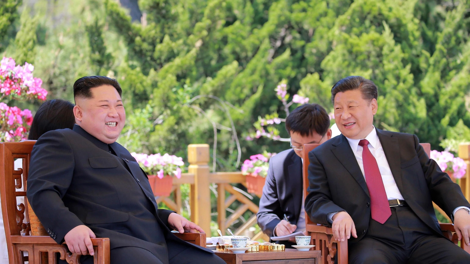 Kim Jong-un e Xi Jinping, maggio 2018 (Ansa)