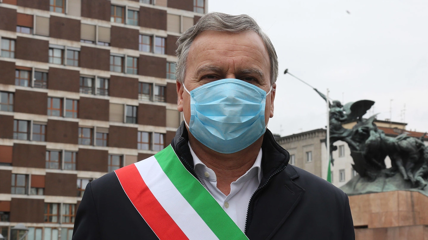 Il sindaco Dario Allevi Il sindaco Dario Allevi
