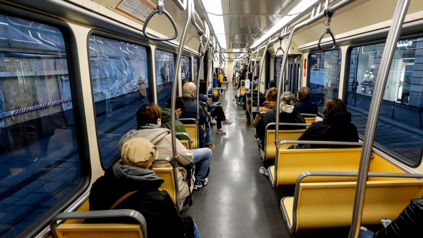 I mezzi pubblici devono viaggiare a capienza ridotta: non più dell’80% del totale