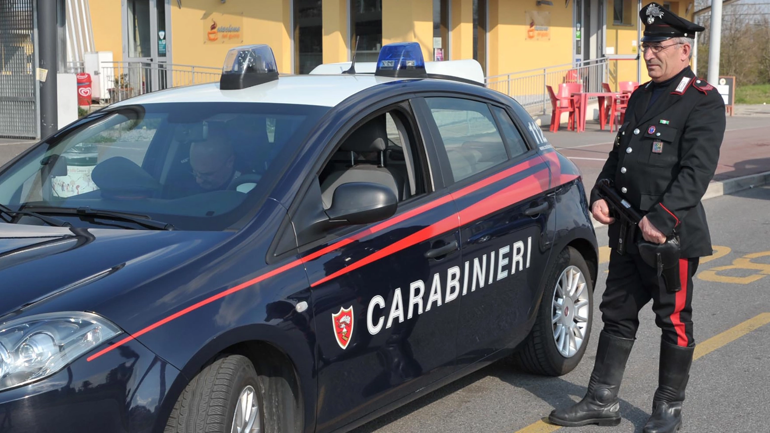AI carabinieri hanno arrestato il rapinatore (foto di archivio)