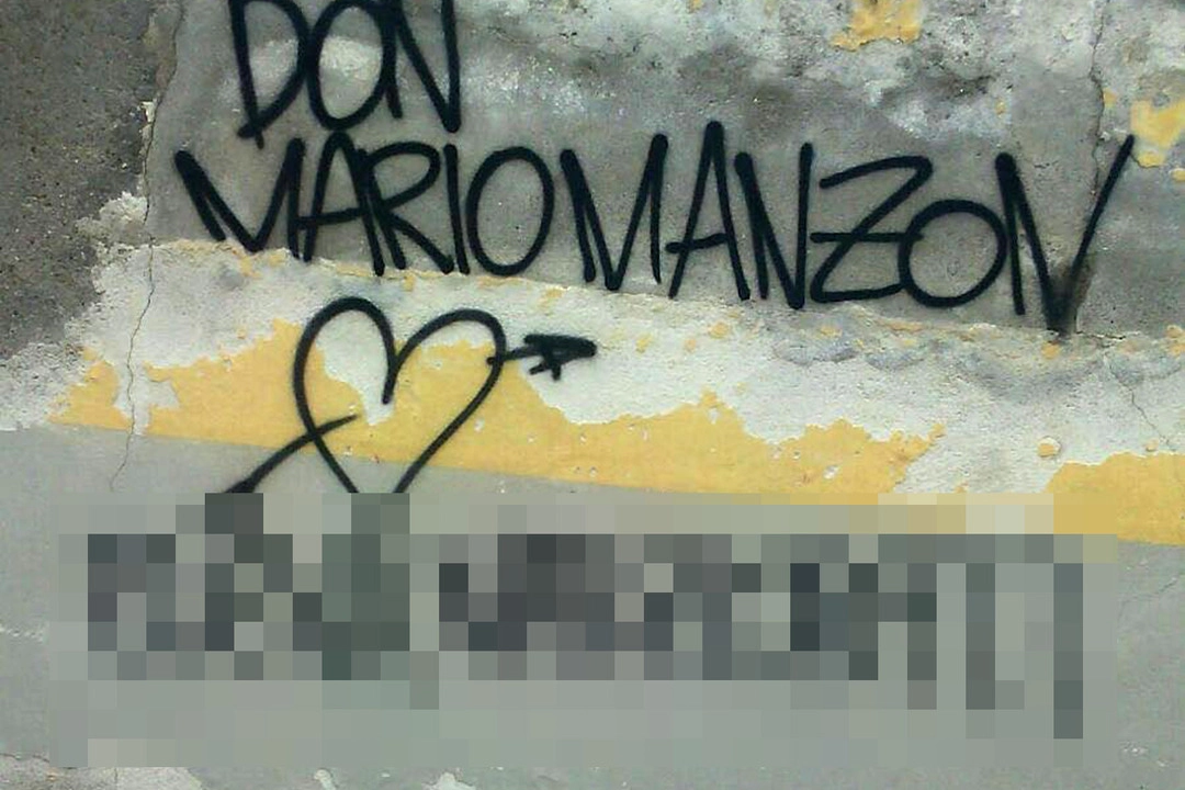 Una parte della scritta