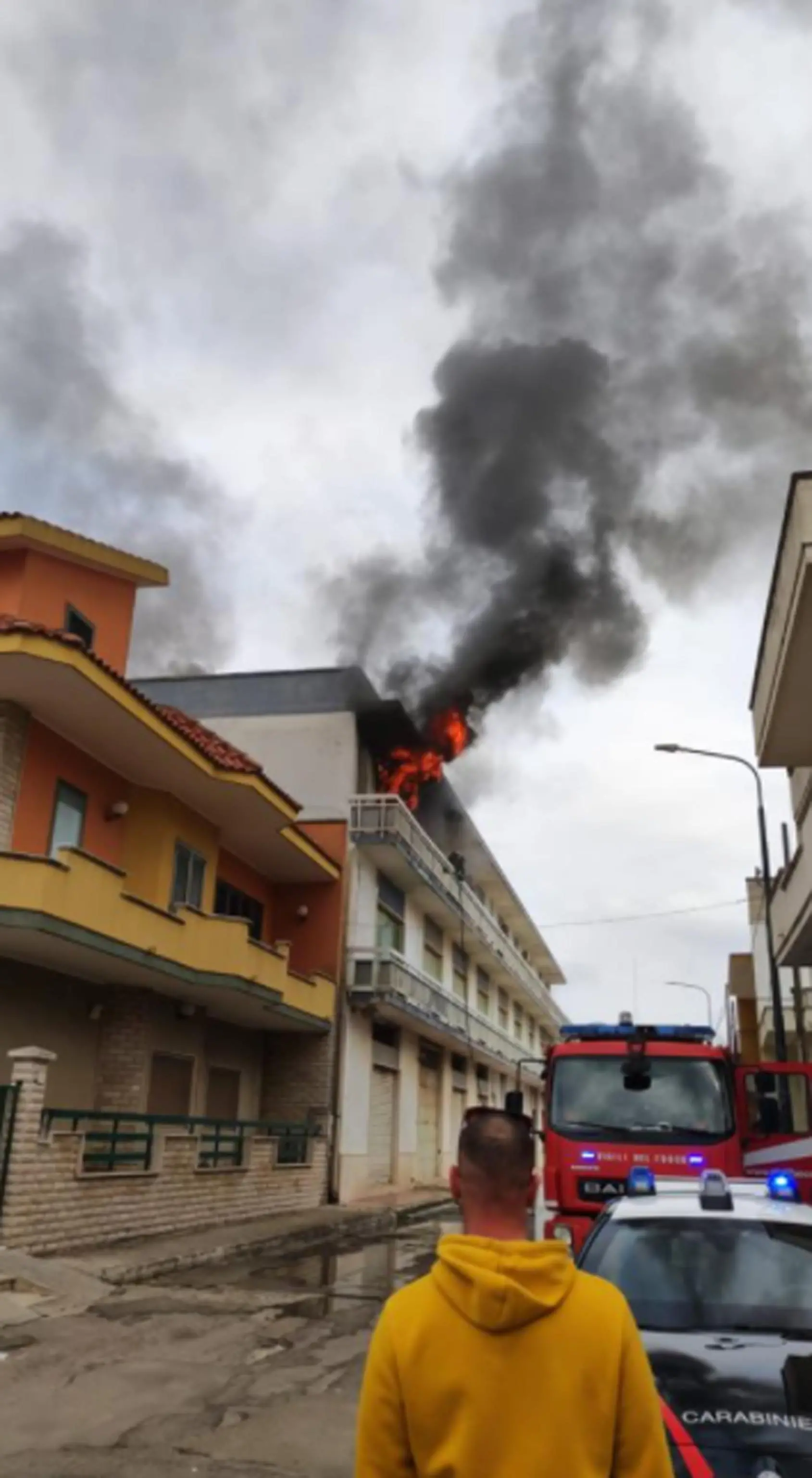 Lecce, incendio in appartamento: morta 46enne disabile