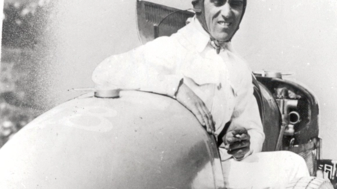 Dall'11 settembre al 23 ottobre la quarta rassegna 'Artisti per Nuvolari' a Castel d'Ario, nel Mantovano