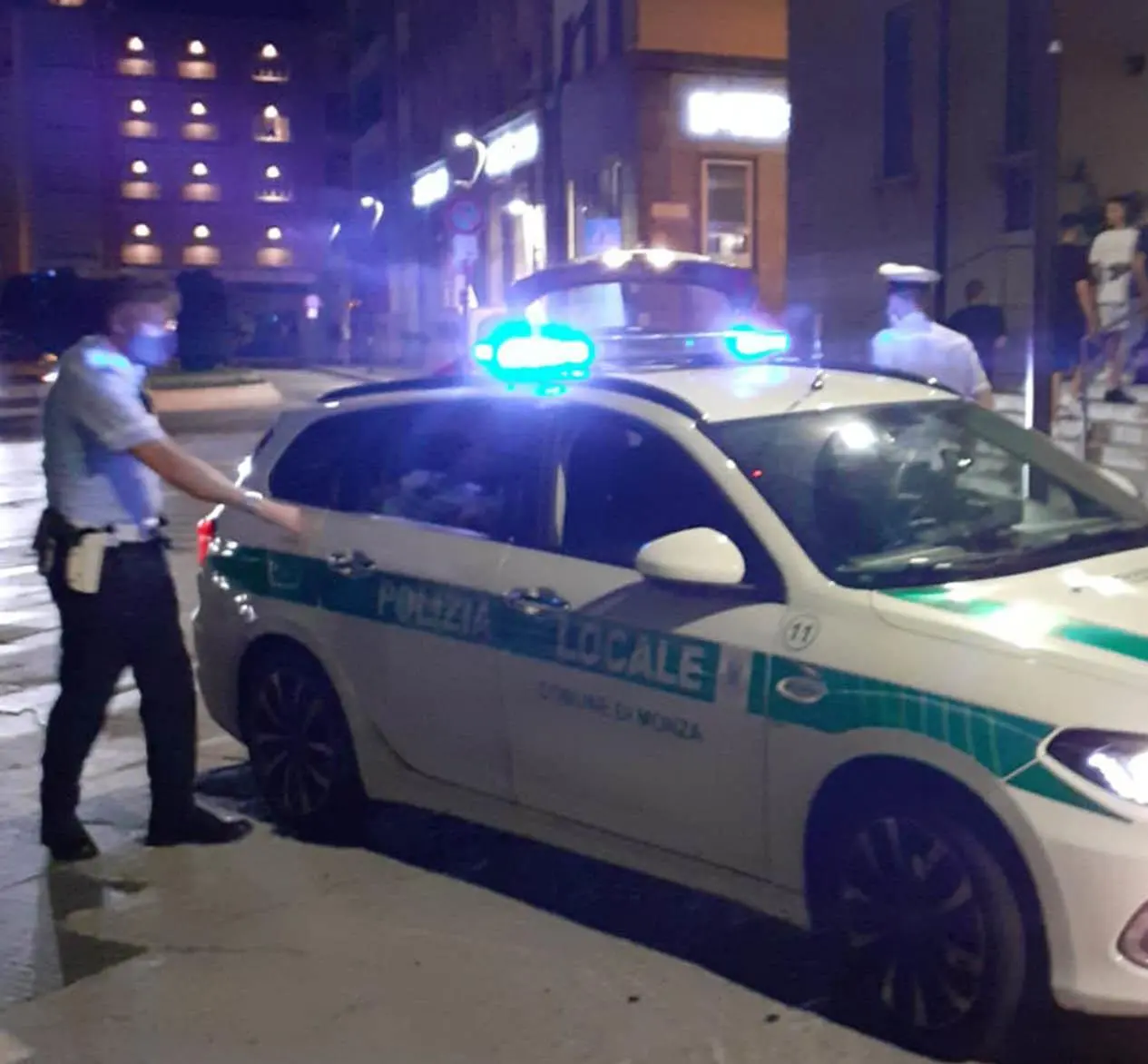 Controlli anti-movida droga e prostituzione