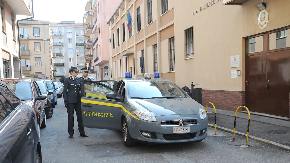Dell’operazione si è occupata la Guardia di Finanza  di Sondrio che ha arrestato  a inizio marzo l’imprenditore Silvio Confortola