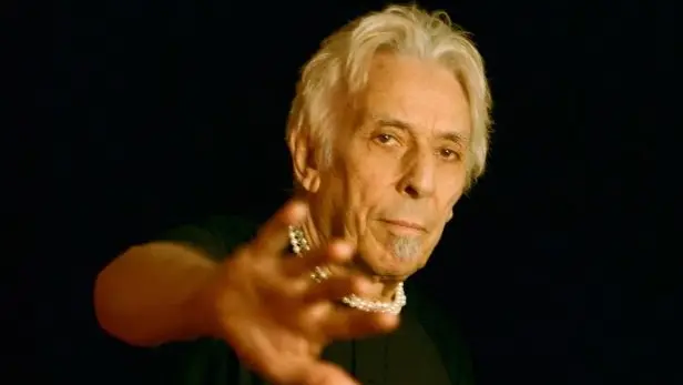 John Cale, storico componente dei Velvet Underground, sarà a Milano il 12 giugno John Cale, storico componente dei Velvet Underground, sarà a Milano il 12 giugno