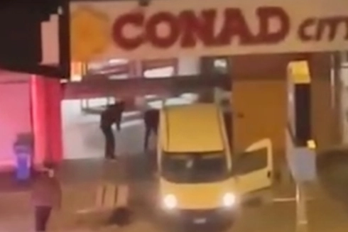 Il furto al Conad