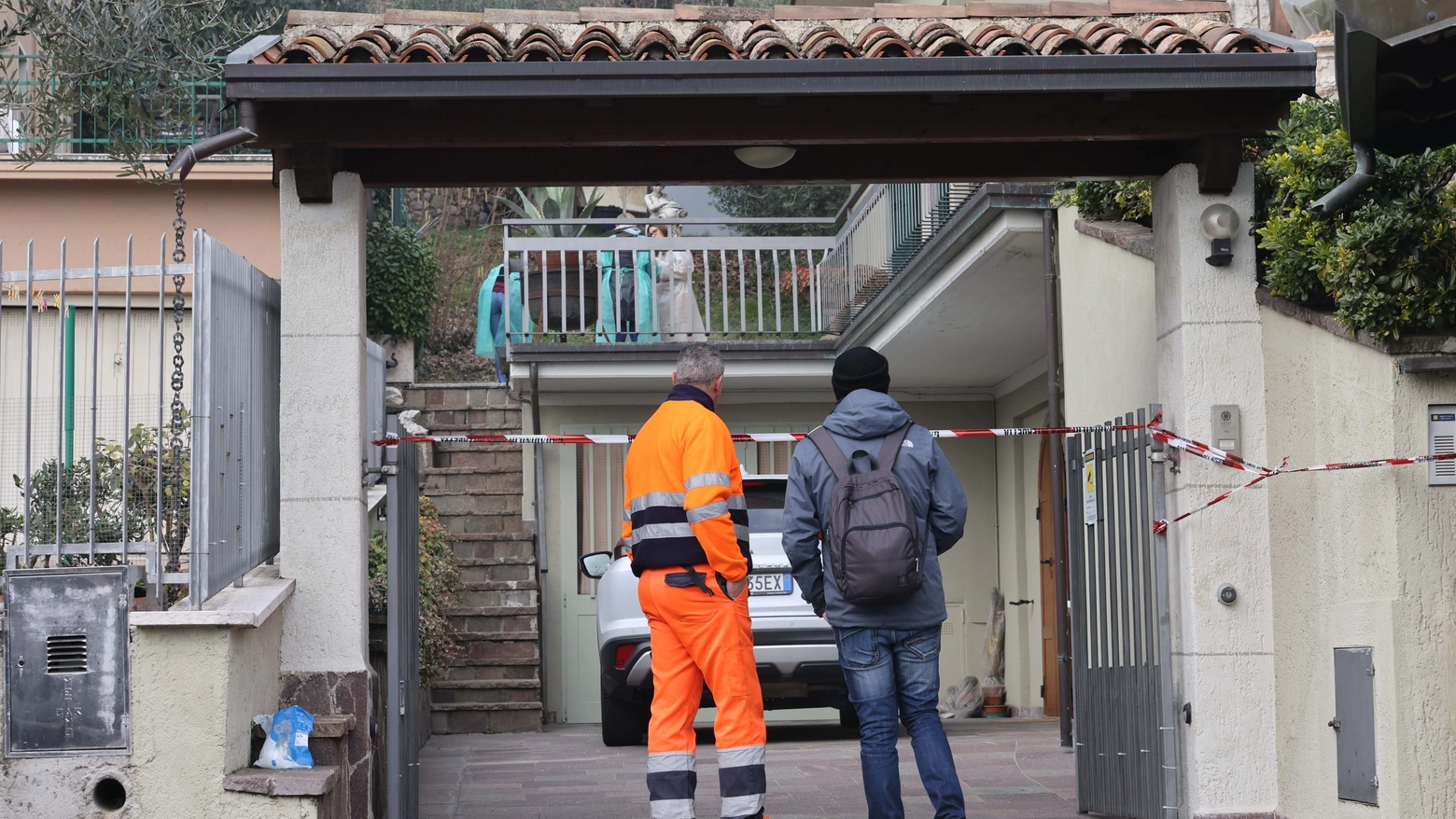Mauro Pedrotti, l'uomo in tutta arancione, ha confessato l'omicidio della madre