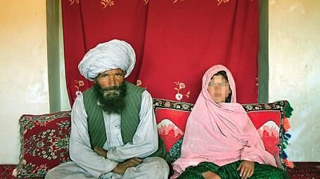 La prassi dei matrimoni combinati per minori è ricorrente in molti contesti tribali