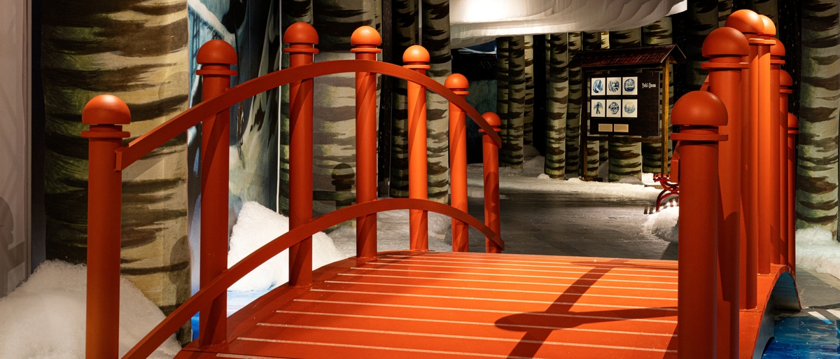 Cross the Red Bridge and you will find Japan, an immersive exhibition in Milan