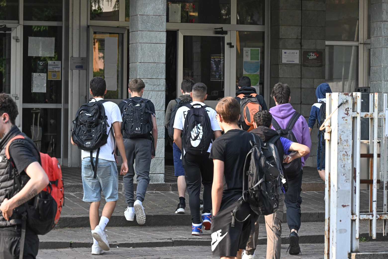 L'ingresso del liceo Alessandrini