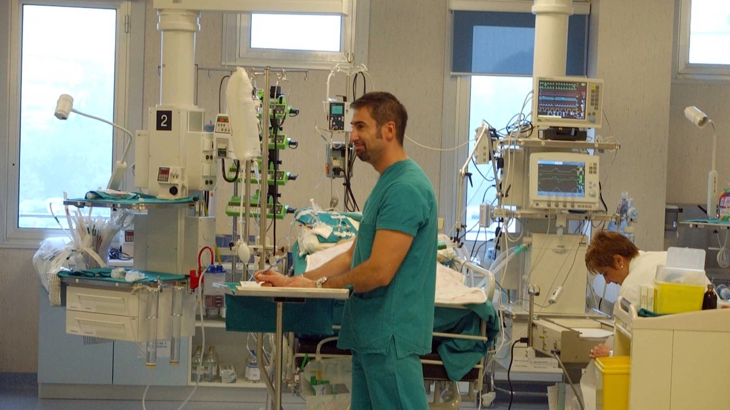 La terapia intensiva Ecmo a Monza (foto Radaelli)