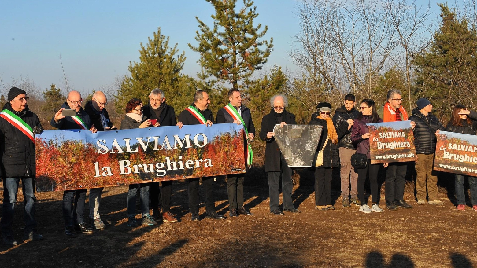 La crociata per la brughiera: "Salva dalla colata di cemento" La crociata per la brughiera: "Salva dalla colata di cemento"