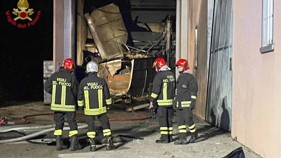 Il forno esploso a Santa Maria Hoè Il forno esploso a Santa Maria Hoè