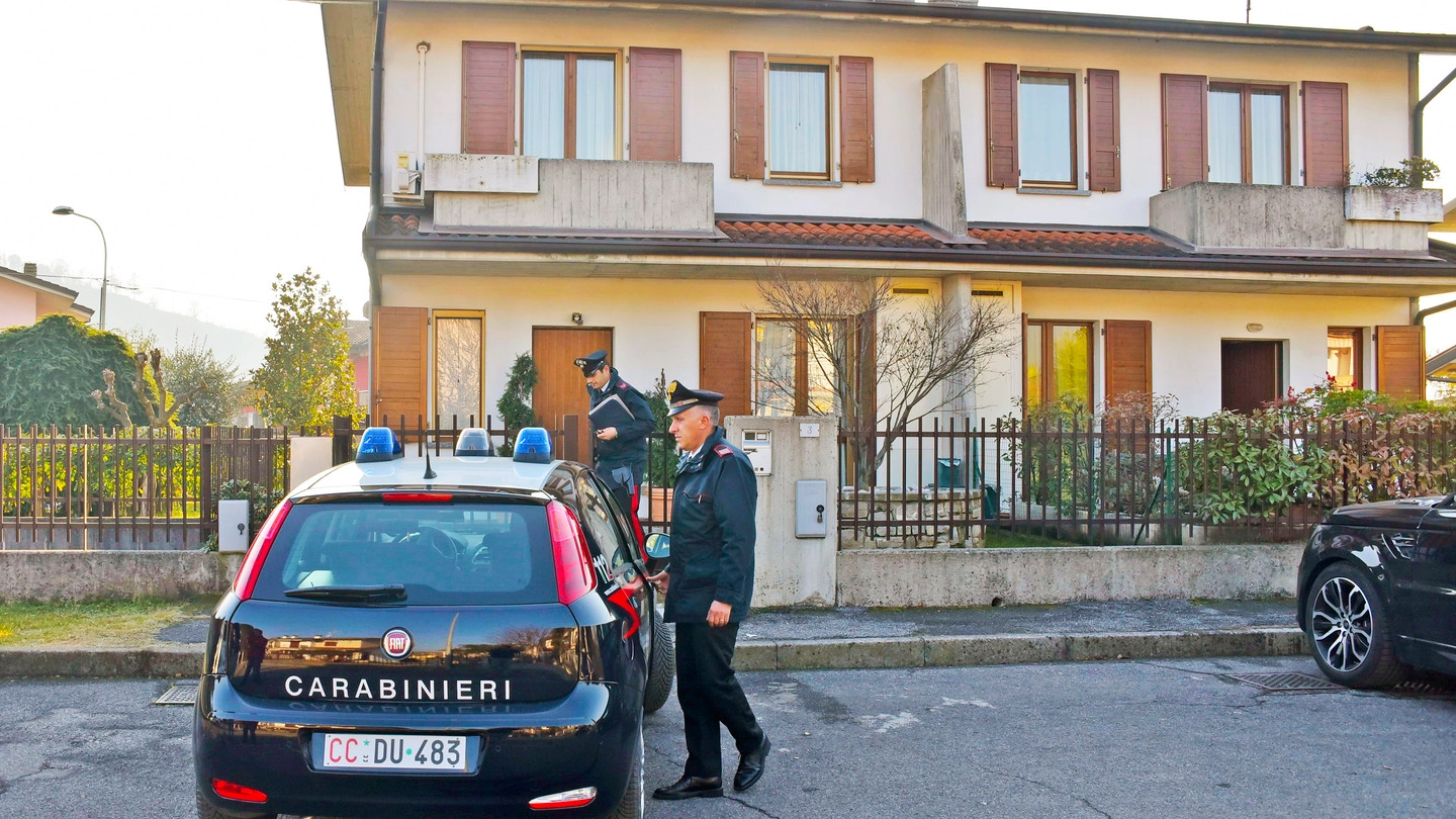 I carabinieri a casa di Chiara Alessandri