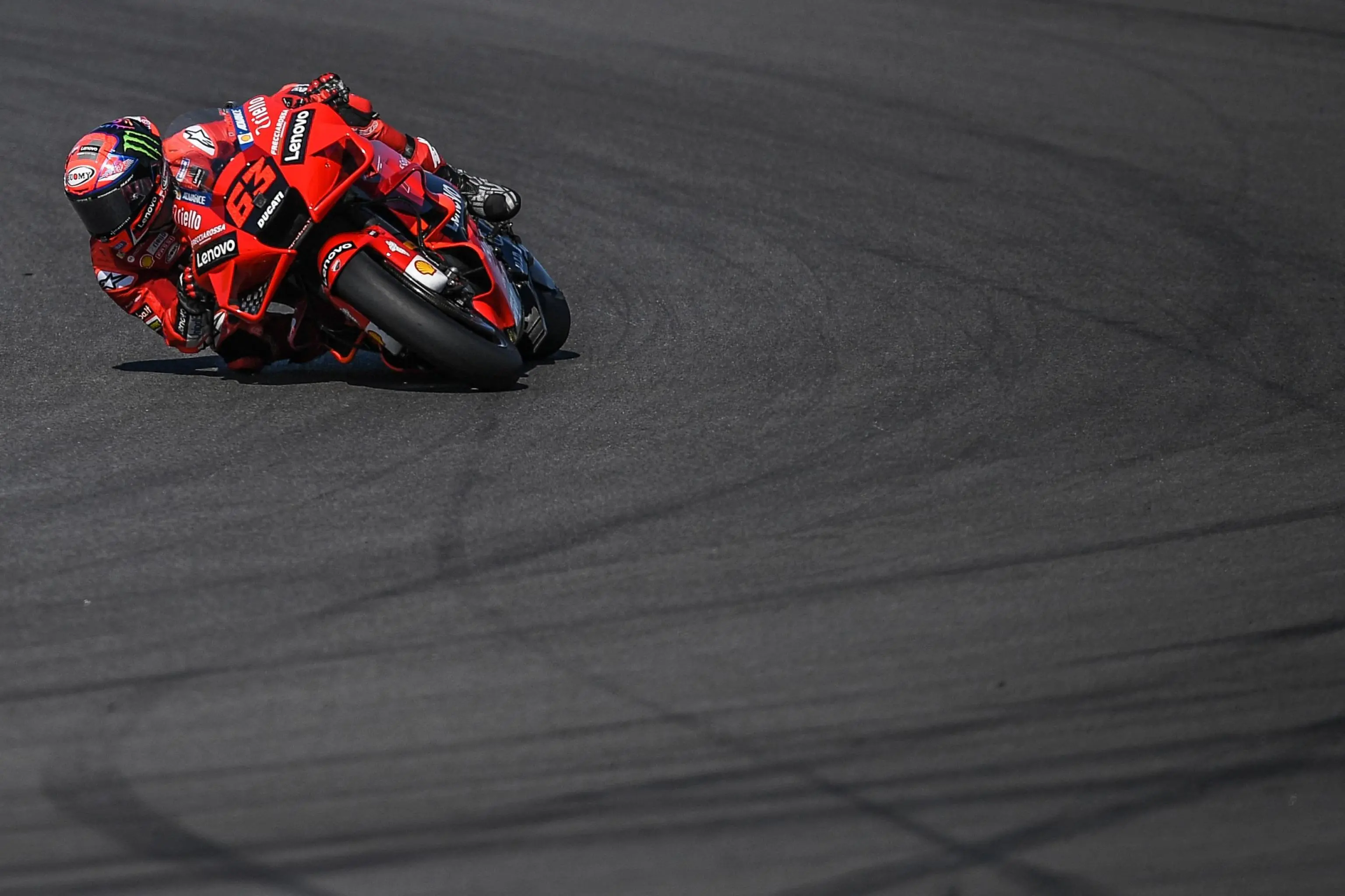 MotoGp Portimao, pole a tavolino di Quartararo. Bagnaia nero