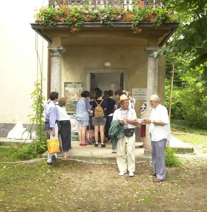 "Una visita straordinaria al Lago di Varese per scoprire l'Isolino Virginia"