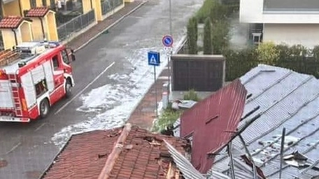 Una casa scoperchiata a Rivolta d’Adda Una casa scoperchiata a Rivolta d’Adda