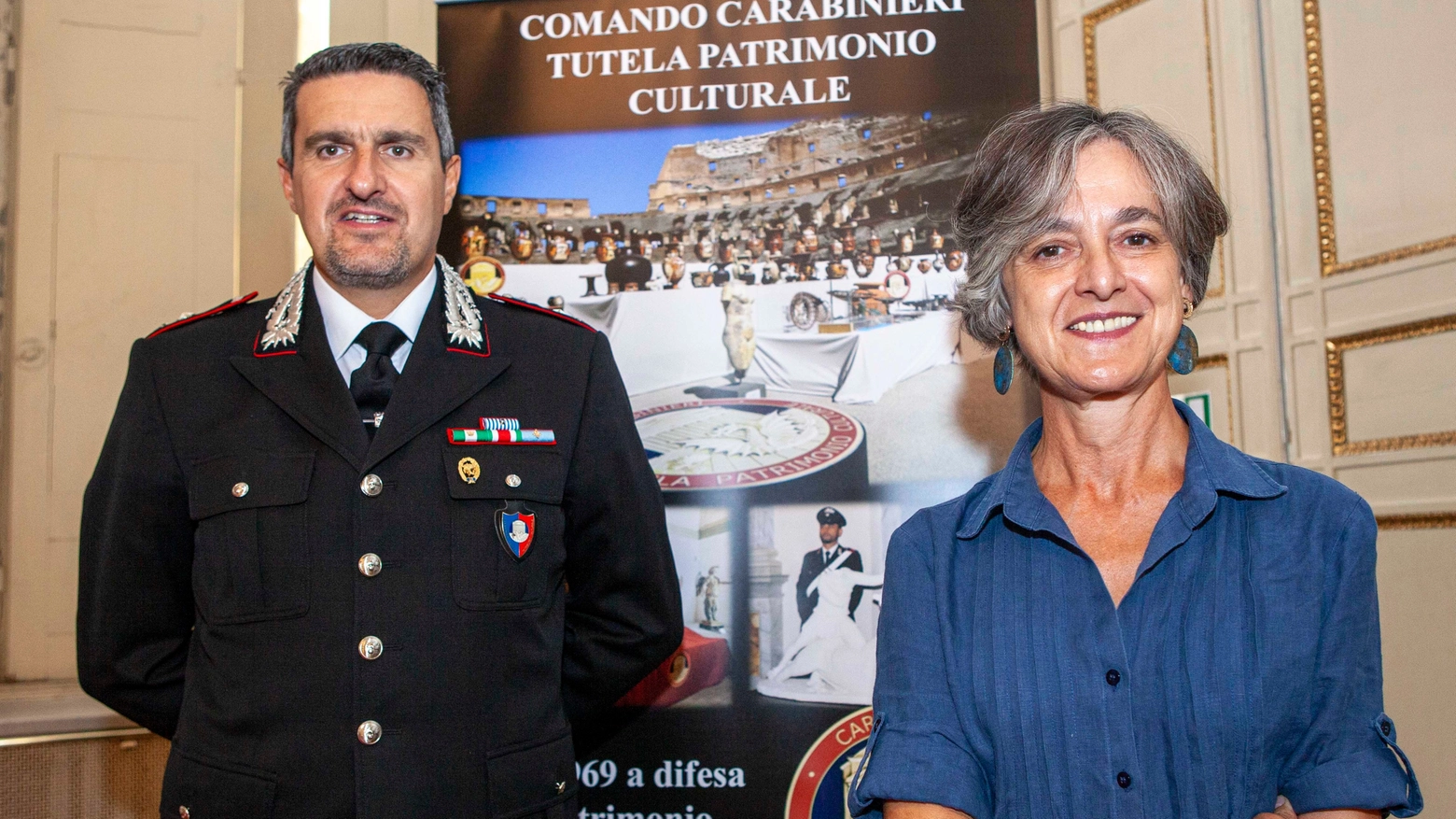 Il maggiore Francesco Provenza, comandante del Nucleo Tpc dei carabinieri, e la direttrice