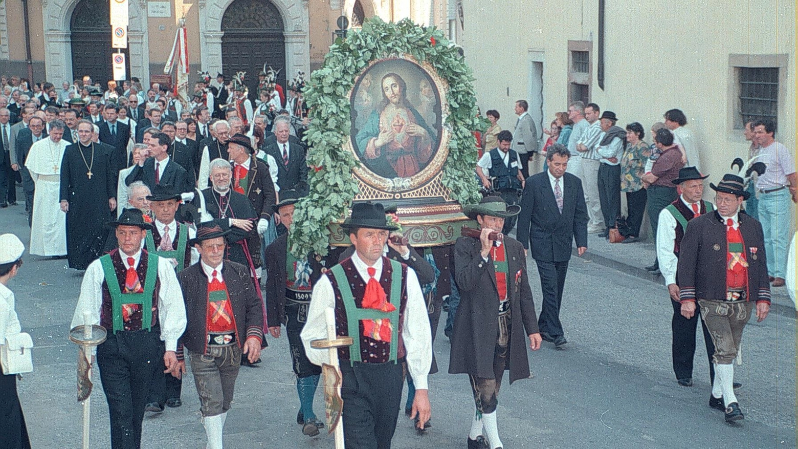 Una sfilata di Schutzen (Foto archivio)