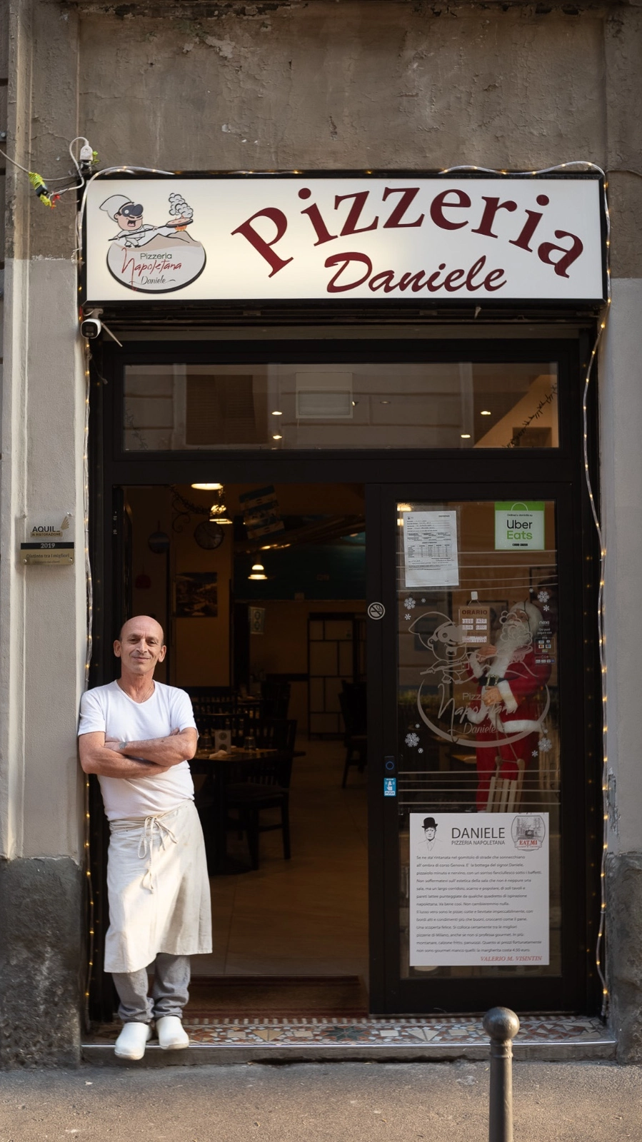 Bruno Daniele, titolare della Pizzeria Daniele di via Alessi a Milano (Foto Canella)
