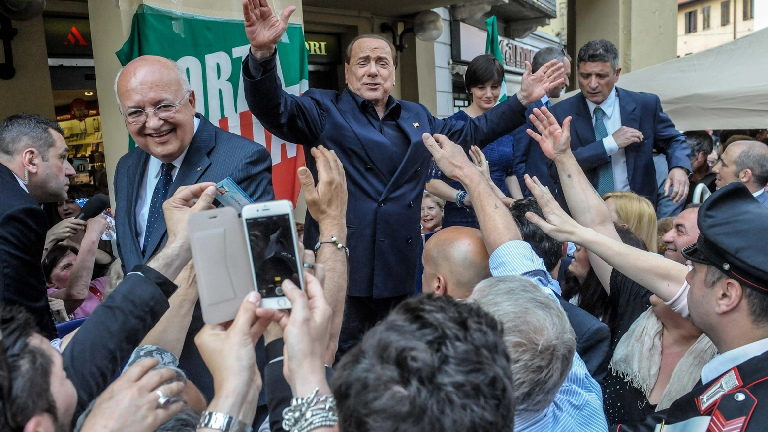 Silvio Berlusconi a Saronno