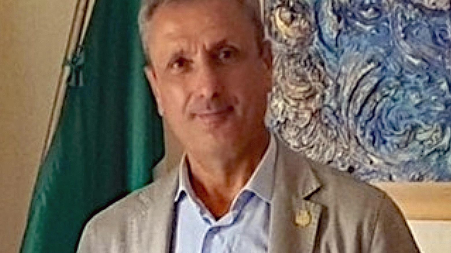 Volantini affissi dai truffatori. Alert del sindaco Volantini affissi dai truffatori. Alert del sindaco