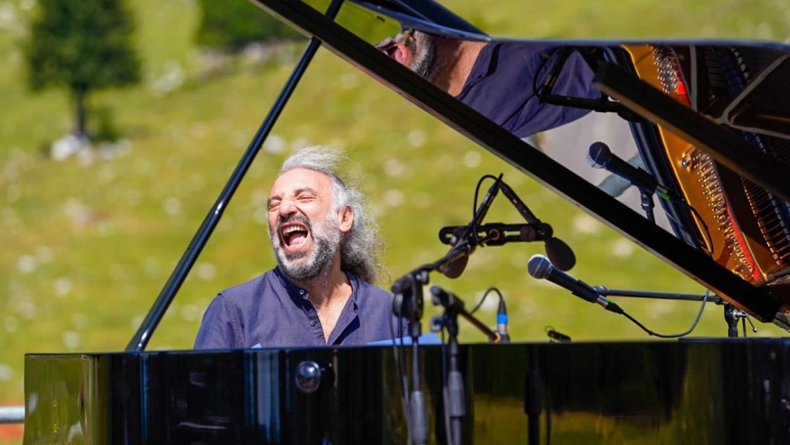 Stefano Bollani al pianoforte