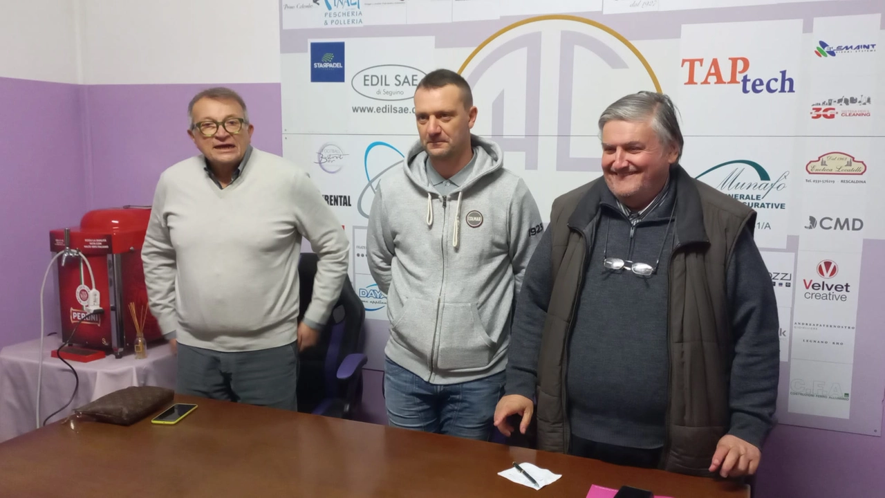 Legnano calcio, continua la rivoluzione: esonerato mister Palo, arriva Punzi