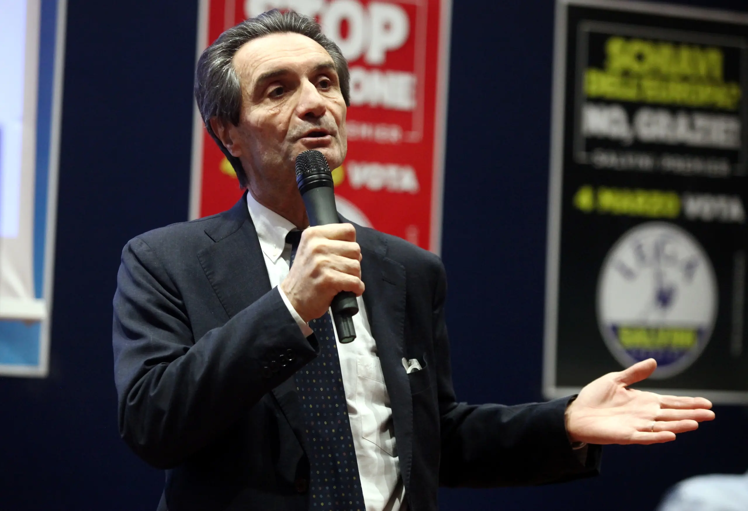 Imbrattate altre due sedi della Lega nella Bergamasca, Fontana: "Saremo ancora più forti"