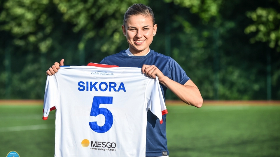 La polacca Aleksandra Sikora indosserà la maglia numero 5