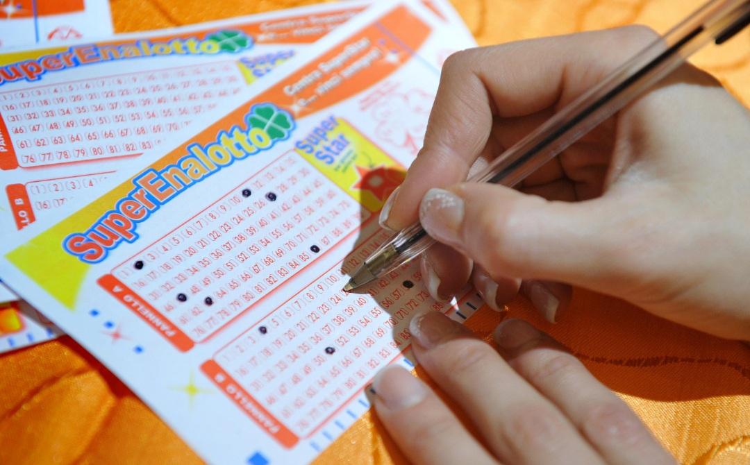 Superenalotto Jackpot Reaches 38.3 Million Euros – Results and Winning Numbers