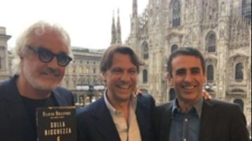 Briatore, Nicola Porro e Carmelo Abbate Sopra, alla presentazione del libro Elisabetta Gregoraci e il figlio Nathan Falco 