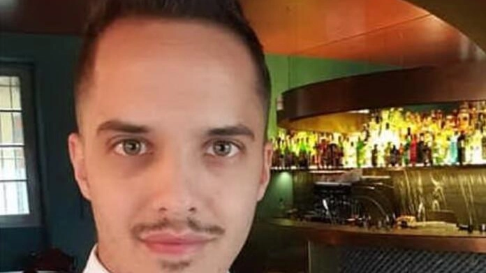 Daniele Polacci, il 28enne vittima dell’aggressione con l’acido in piazza Gae Aulenti