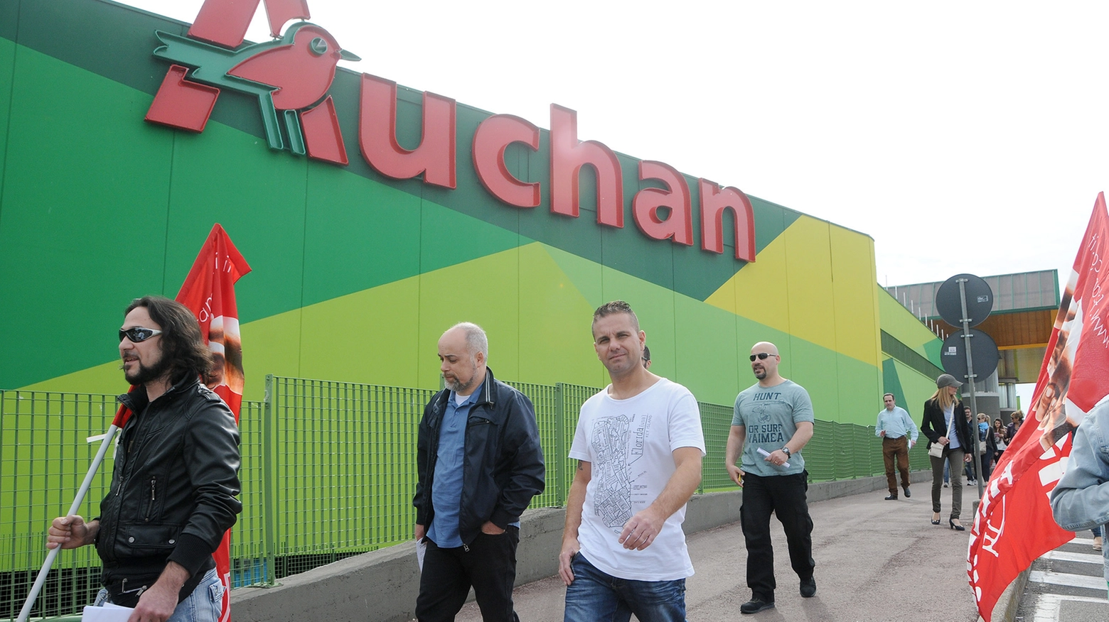 Uno sciopero dei lavoratori Auchan