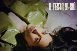 Claro, 'A testa in giù' (foto ufficio stampa)