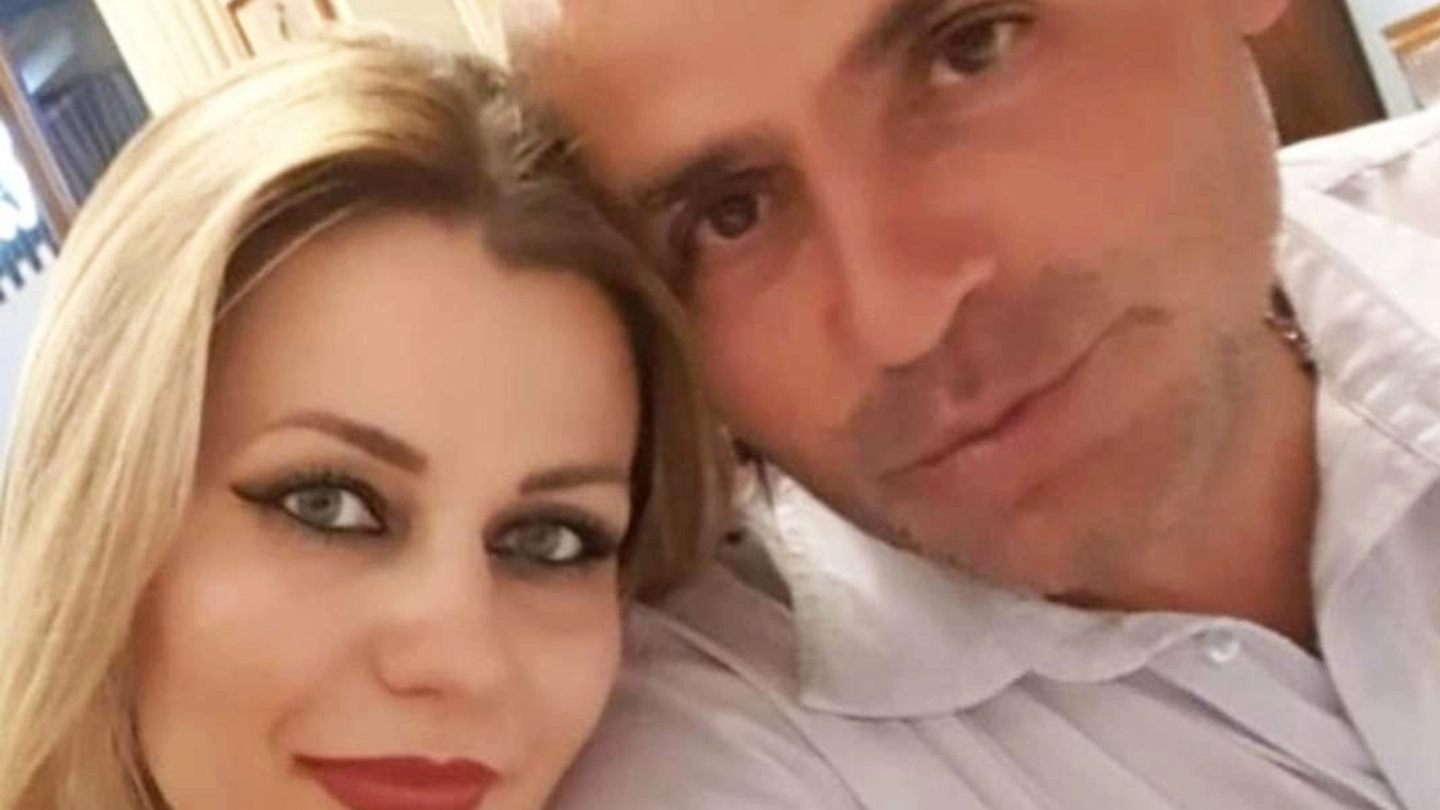 La vittima Zinaida Solonari, 36 anni, con Maurizio Quattrocchi