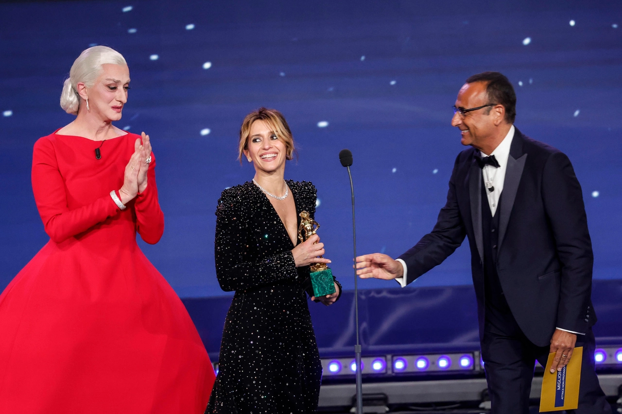 Premiata Teresa Saponangelo come miglior attrice non protagonista
