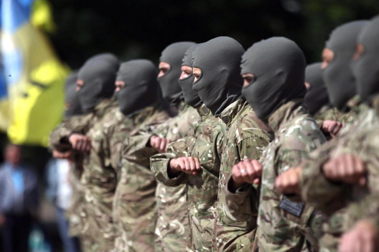 Il battaglione Azov, unità di volontari Ucraini (Ansa)