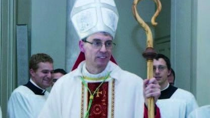 Il vescovo Corrado Sanguineti (Torres)