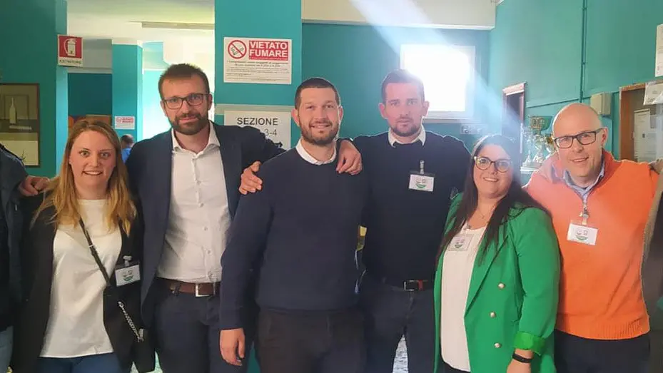 Lo spoglio più veloce di tutta la Brianza Riconfermati Andrea Basilico e la sua giunta Lo spoglio più veloce di tutta la Brianza Riconfermati Andrea Basilico e la sua giunta