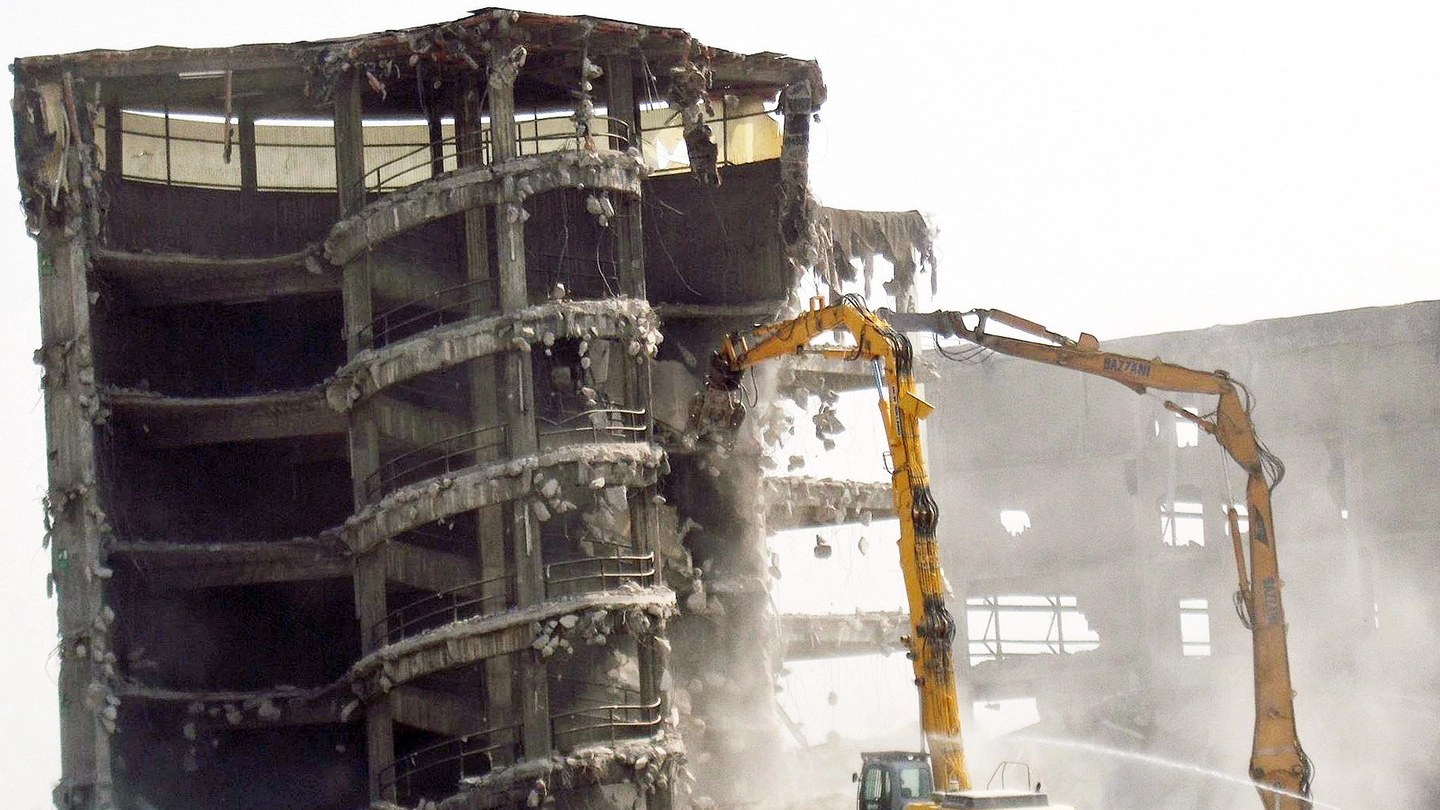 La demolizione del silos, avvenuta tra marzo e aprile scorso