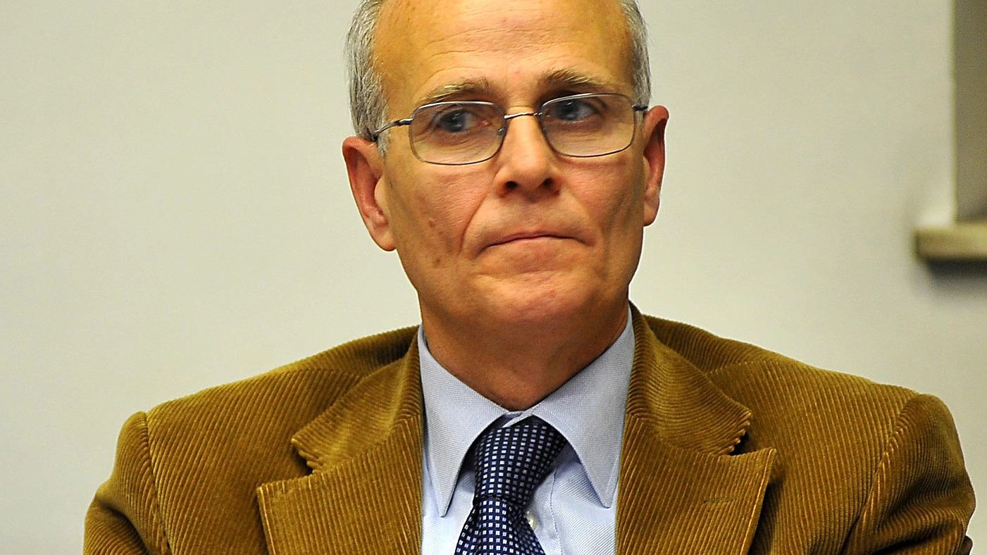 Bandi “ripartenza” Richieste per un milione Ma il budget è la metà Bandi “ripartenza” Richieste per un milione Ma il budget è la metà
