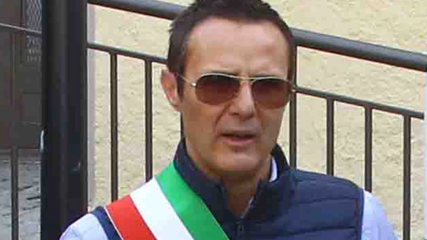 Il sindaco di Dubino Emanuele Nonini (Nat.Press)