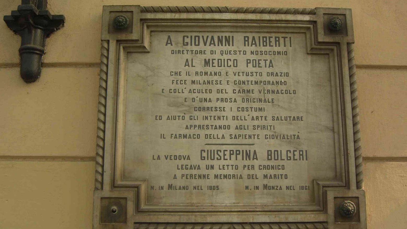 La lapide commemorativa all'ospedale Vecchio dedicata a Giovanni Raiberti