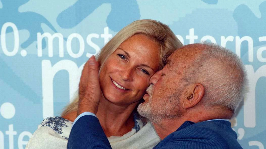 Martha De Laurentiis con il marito Dino a Venezia nel 2003