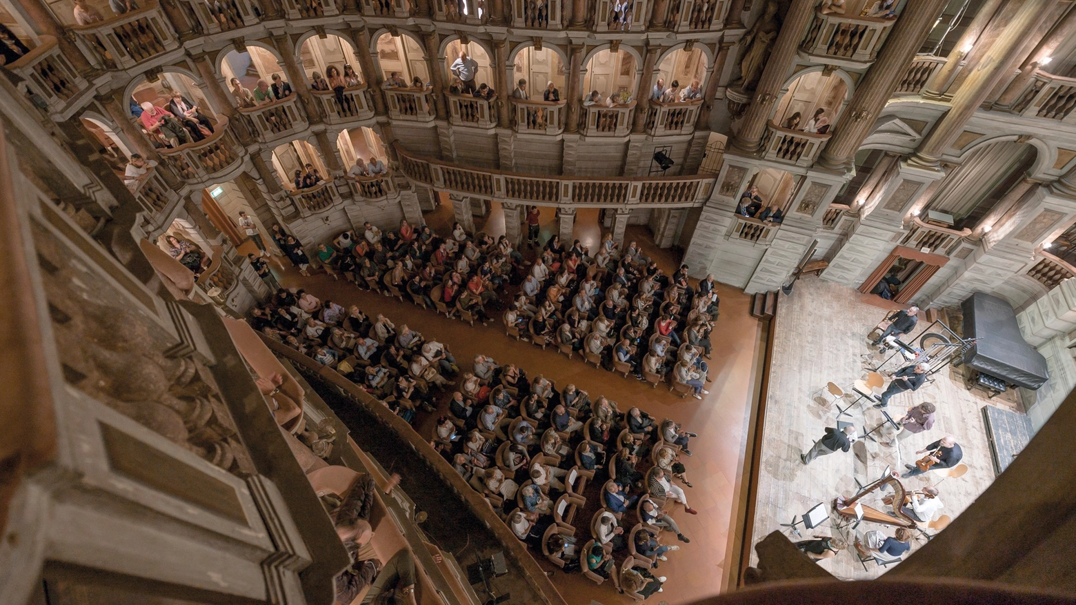 Il Teatro Bibiena