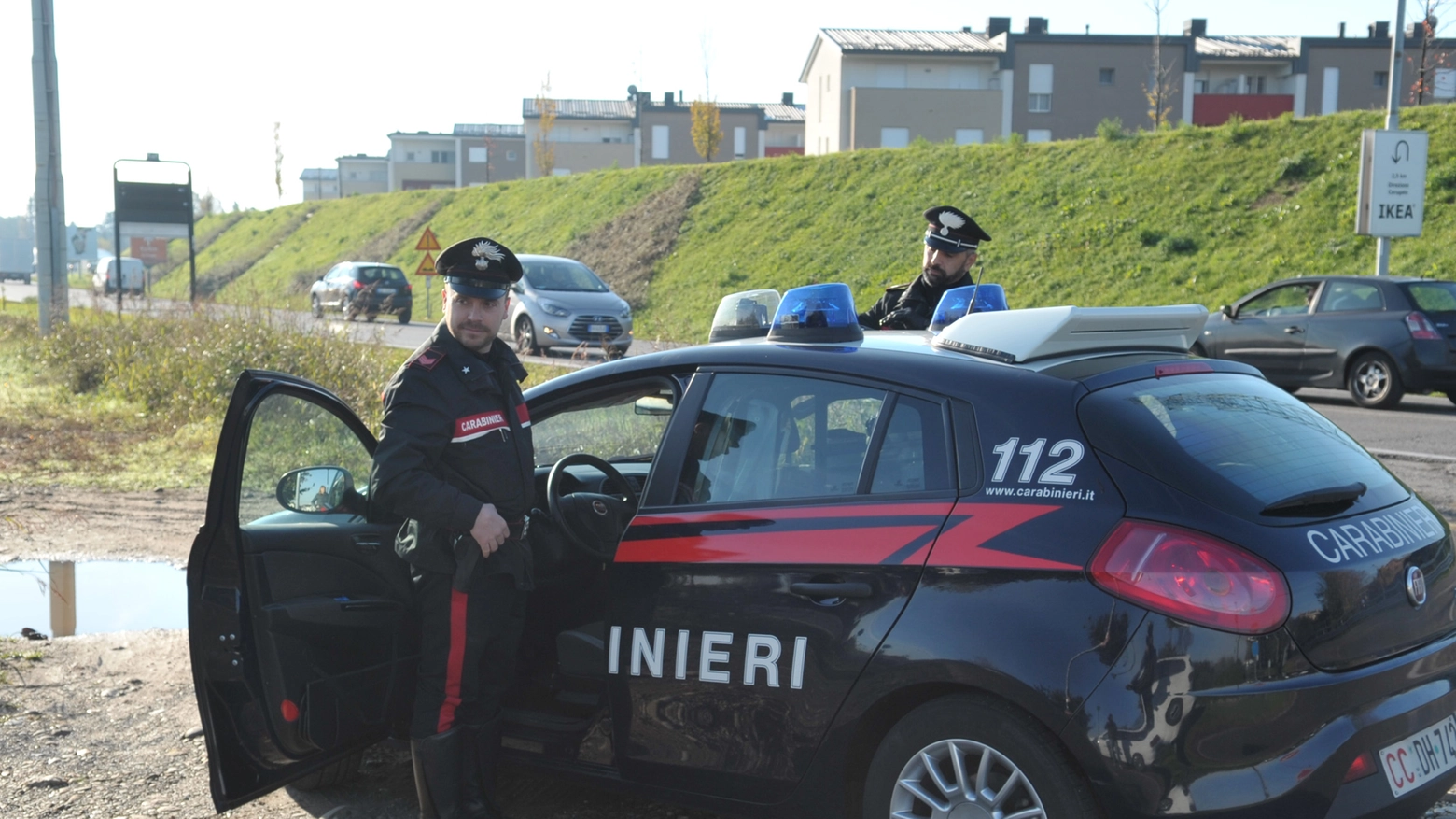 Carabinieri in azione (Newpress)
